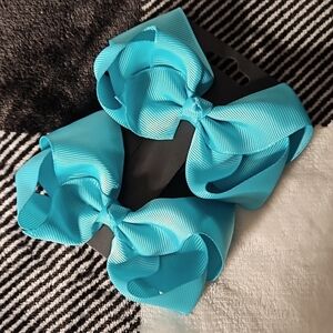 Pair Girl's aqua teal Fall 6" Bows